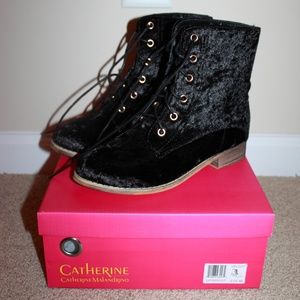 NEW CATHERINE MALANDRINO Boots Sz 6.5 M Boots
